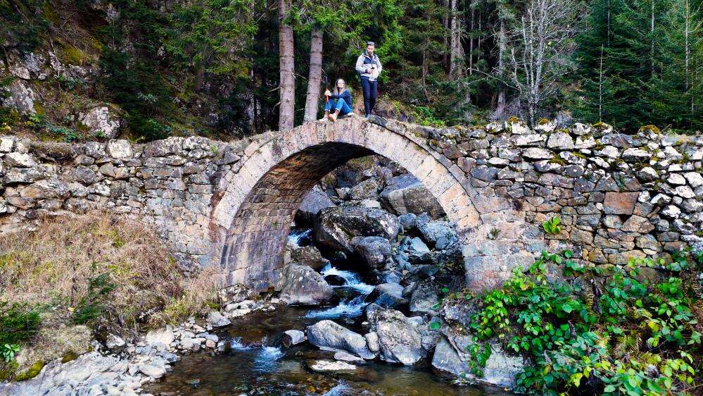 Santa Harabeleri’nde şehit öğretmen için yürüyüş! Konya’dan öğrenciler de katıldı 5